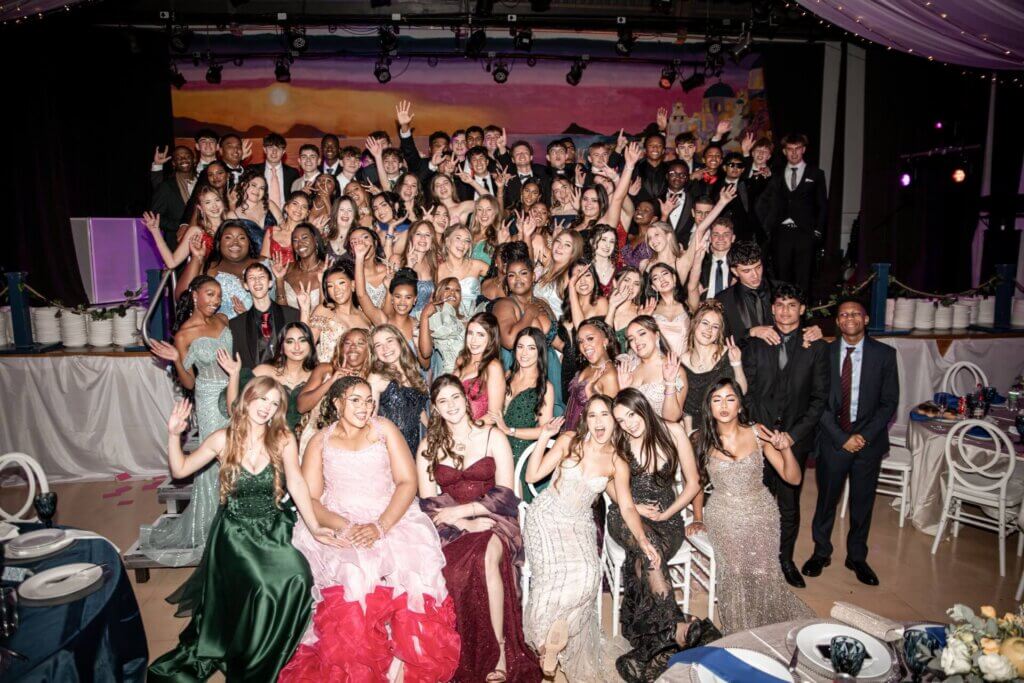 De La Salle Holy Cross College High School Classof2026 Matricdance (1)